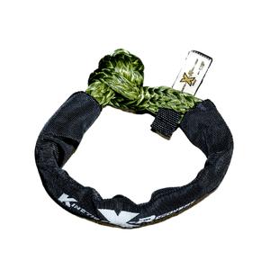 Sandy Cats soft shackle with olive green knot and black protective sleeve